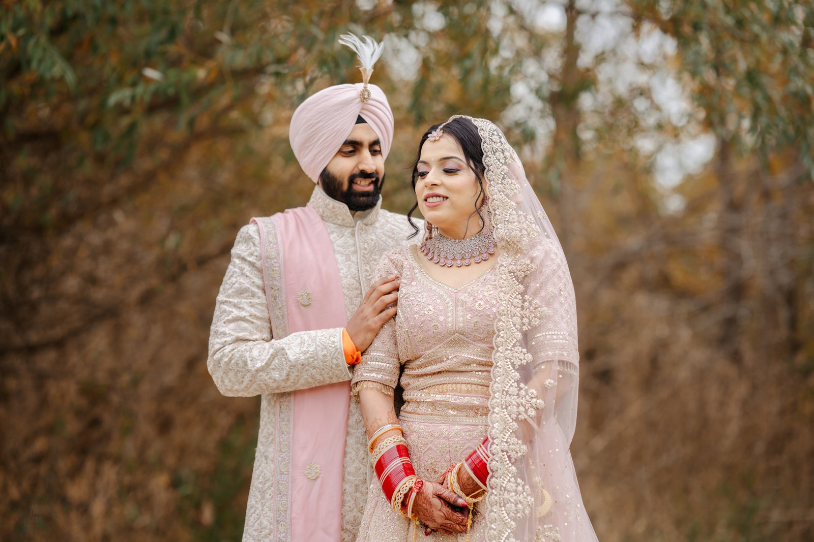 Smiling couple enjoying a romantic photoshoot