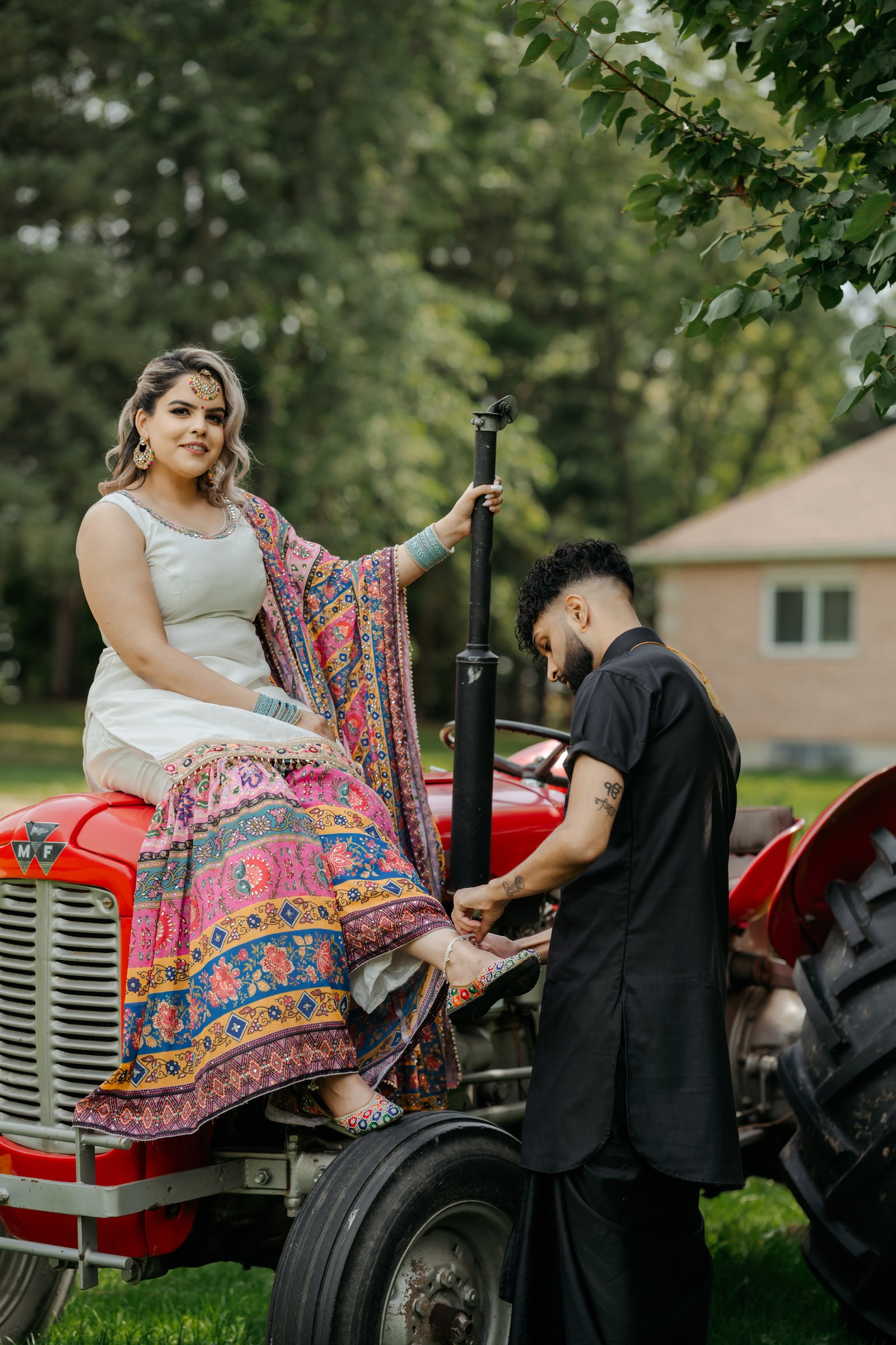 Timeless pre-wedding shoot highlighting couple’s chemistry